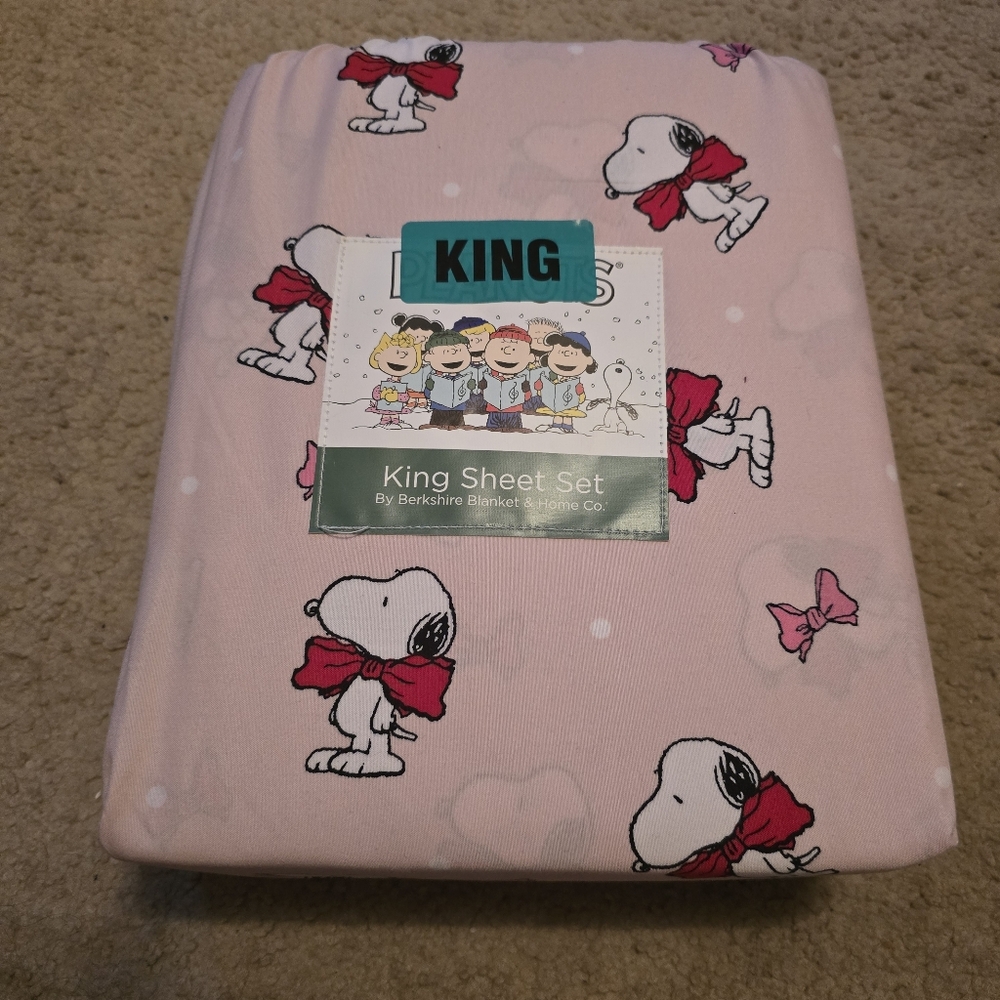 Peanuts Snoopy Bed Sheets Pink King Bed Sheets Holiday Bows Sheet Set King